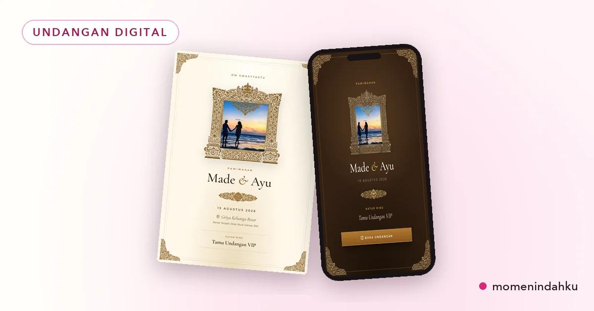 Perbandingan undangan digital di ponsel dan undangan cetak di meja pernikahan